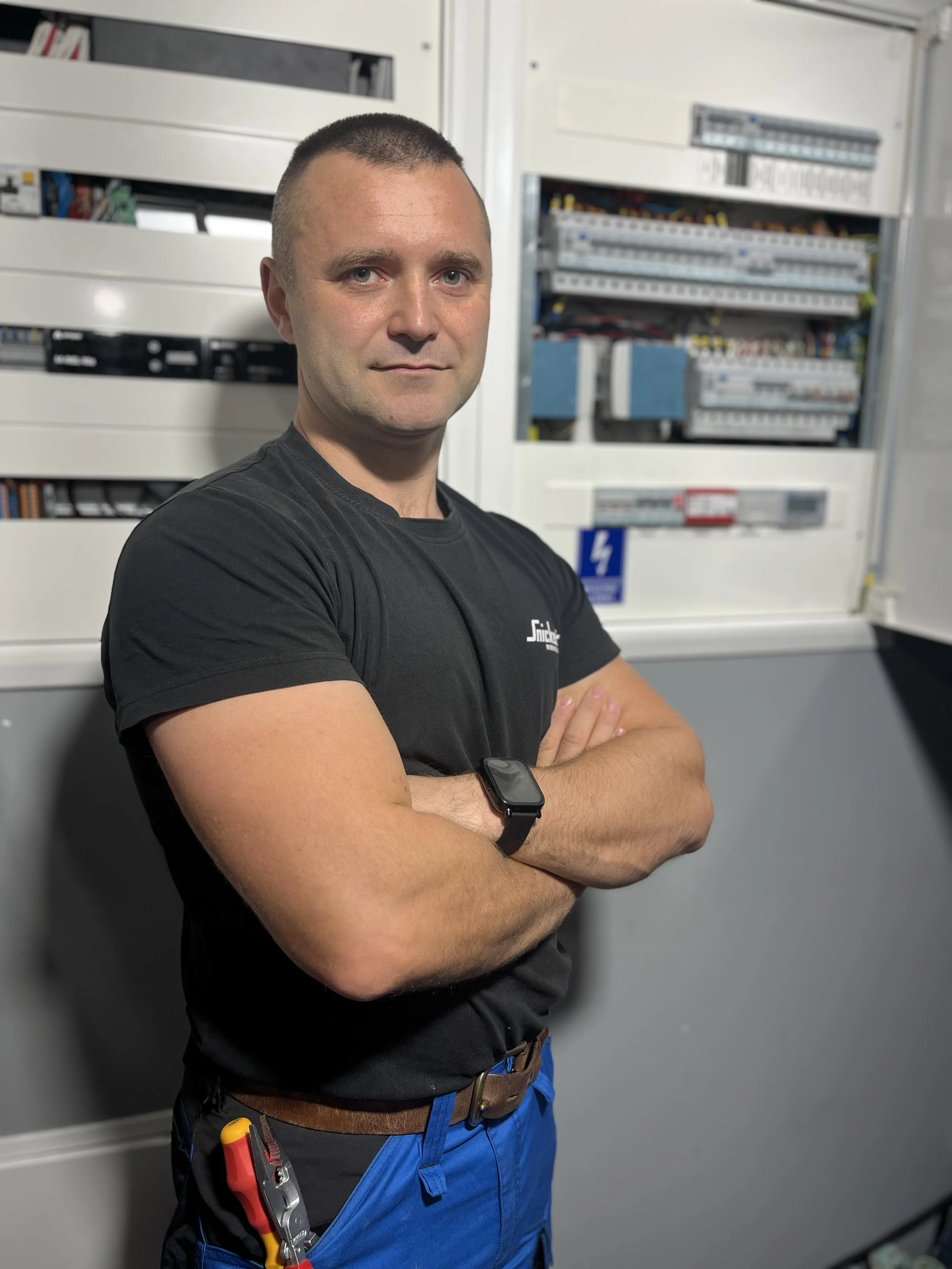 Igor — elektryk z Leszna